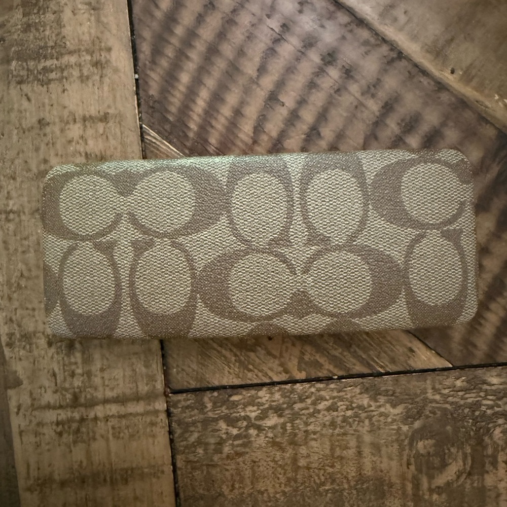 Coach Eyeglass Case Clamshell Vinyl Brown Tan Case Sunglasses